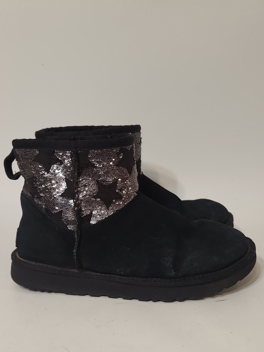 UGG Classic Mini Sequin Stars Suede Boots Black Size 8
